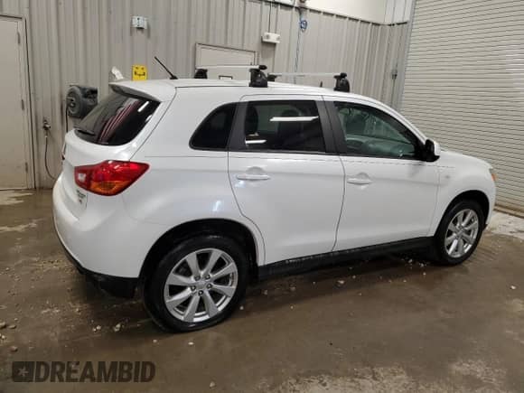 2015 Mitsubishi Outlander ES with VIN 4A4AR3AW8FE042211, listed as a Copart auction lot 91568135 with 128,199 mi miles and Clean title. Bid and sale history available at DreamBid. Image 3.