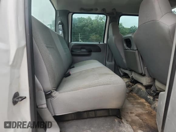✅ 2006 Ford F-250 XL • VIN: 1FTSW21556EA15764 • Lot: 85480545. Listed on Copart with 69,822 mi. Free auction sales archive from the USA and detailed vehicle history report at DreamBid. Image 10.
