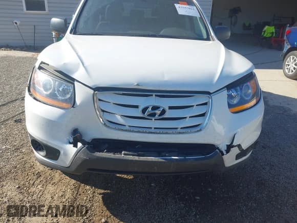 ✅ 2010 Hyundai Santa Fe GLS • VIN: 5NMSG3ABXAH389754 • Lot: 43557021. Listed on IAAI with 74,580 mi. Free auction sales archive from the USA and detailed vehicle history report at DreamBid. Image 6.