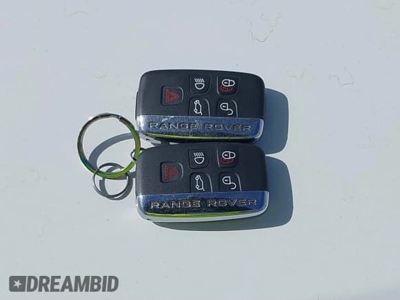 ✅ 2018 Land Rover Range Rover Velar S • VIN: SALYB2RX2JA752425 • Lot: 41692246. Listed on IAAI with 83,524 mi. Free auction sales archive from the USA and detailed vehicle history report at DreamBid. Image 11.