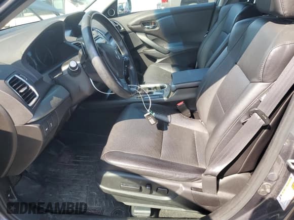 ✅ 2018 Acura RDX Technology • VIN: 5J8TB4H58JL007679 • Lot: 71416555. Wystawiony na Copart z przebiegiem 112 876 mil. Bezpłatny archiwum sprzedaży aukcyjnych z USA i szczegółowy raport historii pojazdu na DreamBid. Zdjęcie 7.