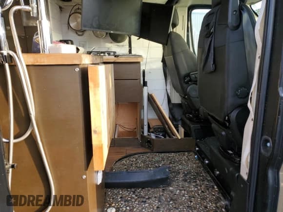 ✅ 2021 Ram ProMaster Cargo • VIN: 3C6LRVCG2ME531732 • Lot: 86318325. Listed on Copart with 54,326 mi. Free auction sales archive from the USA and detailed vehicle history report at DreamBid. Image 11.