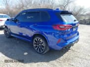 ✅ 2022 BMW X5 M • VIN: 5YMJU0C00N9M64484 • Лот: 41825141. Опубликован ранее на IAAI с пробегом Не указан. Бесплатный доступ к архиву аукционных продаж из США и подробный отчёт об истории автомобиля на DreamBid. Изображение 3.