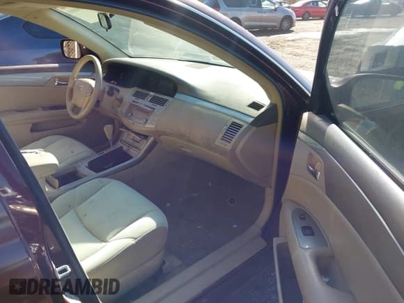 ✅ 2006 Toyota Avalon XLS • VIN: 4T1BK36BX6U076223 • Лот: 43566018. Опубликован ранее на IAAI с пробегом 284 664 миль. Бесплатный доступ к архиву аукционных продаж из США и подробный отчёт об истории автомобиля на DreamBid. Изображение 5.