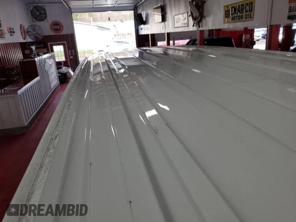 ✅ 2022 Chevrolet Express Cargo • VIN: 1GCWGAFP0N1259072 • Lot: 41975358. Wystawiony na IAAI z przebiegiem 55 680 mil. Bezpłatny archiwum sprzedaży aukcyjnych z USA i szczegółowy raport historii pojazdu na DreamBid. Zdjęcie 1.