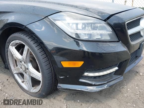 ✅ 2012 Mercedes-Benz CLS 550 • VIN: WDDLJ9BB7CA047172 • Lot: 42668414. Listed on IAAI with 117,056 mi. Free auction sales archive from the USA and detailed vehicle history report at DreamBid. Image 6.