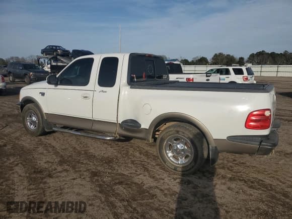 ✅ 2001 Ford F-150 XL • VIN: 2FTRX07W61CA71064 • Lot: 45308595. Listed on Copart with 261,466 mi. Free auction sales archive from the USA and detailed vehicle history report at DreamBid. Image 2.