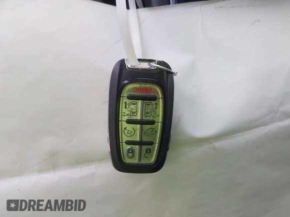 ✅ 2019 Chrysler Pacifica Touring Plus • VIN: 2C4RC1FG4KR594111 • Lot: 43489767. Wystawiony na IAAI z przebiegiem 121 616 mil. Bezpłatny archiwum sprzedaży aukcyjnych z USA i szczegółowy raport historii pojazdu na DreamBid. Zdjęcie 11.