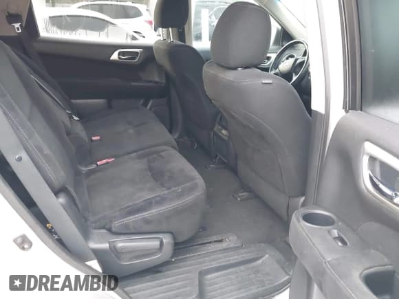 ✅ 2014 Nissan Pathfinder SV • VIN: 5N1AR2MN7EC716214 • Lot: 41499952. Listed on IAAI with 144,283 mi. Free auction sales archive from the USA and detailed vehicle history report at DreamBid. Image 8.