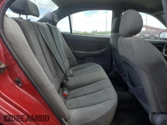 ✅ 2005 Hyundai Elantra GLS • VIN: KMHDN46D35U058023 • Lot: 55467645. Wystawiony na Copart z przebiegiem 170 216 mil. Bezpłatny archiwum sprzedaży aukcyjnych z USA i szczegółowy raport historii pojazdu na DreamBid. Zdjęcie 10.