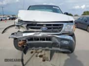 ✅ 2000 Ford F-150 XL • VIN: 1FTRX18L7YNB50273 • Lot: 70456245. Wystawiony na Copart z przebiegiem Nie podano. Bezpłatny archiwum sprzedaży aukcyjnych z USA i szczegółowy raport historii pojazdu na DreamBid. Zdjęcie 5.