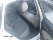 ✅ 2014 Buick Verano • VIN: 1G4PP5SK5E4199158 • Lot: 43093900. Wystawiony na IAAI z przebiegiem 223 341 mil. Bezpłatny archiwum sprzedaży aukcyjnych z USA i szczegółowy raport historii pojazdu na DreamBid. Zdjęcie 8.