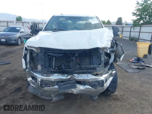 ✅ 2019 Ford F-250 XL • VIN: 1FT7W2B65KED16493 • Lot: 42415773. Listed on IAAI with 143,698 mi. Free auction sales archive from the USA and detailed vehicle history report at DreamBid. Image 13.