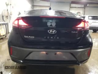 ✅ 2022 Hyundai Ioniq SE • VIN: KMHC75LC2NU281659 • Lot: 86119024. Wystawiony na Copart z przebiegiem 50 281 mil. Bezpłatny archiwum sprzedaży aukcyjnych z USA i szczegółowy raport historii pojazdu na DreamBid. Zdjęcie 6.