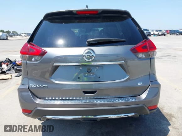 ✅ 2017 Nissan Rogue SV • VIN: 5N1AT2MT7HC855814 • Lot: 42972829. Listed on IAAI with 80,195 mi. Free auction sales archive from the USA and detailed vehicle history report at DreamBid. Image 17.