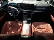 ✅ 2023 Kia Sportage SX-Prestige • VIN: 5XYK53AF2PG119624 • Lot: 85650685. Wystawiony na Copart z przebiegiem 29 497 mil. Bezpłatny archiwum sprzedaży aukcyjnych z USA i szczegółowy raport historii pojazdu na DreamBid. Zdjęcie 8.