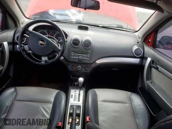 2009 Chevrolet Aveo 2LT z VIN KL1TG66E59B652927, wystawiony jako Copart lot #81853464 z przebiegiem 113 538 mil mil oraz Szkoda całkowita • Salvage title. Historia ofert i sprzedaży dostępna na DreamBid. Obrazek 8.