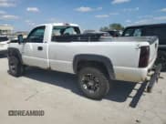 ✅ 2001 Chevrolet Silverado 2500HD LS • VIN: 1GCHK24191E301026 • Лот: 71162635. Опубликован ранее на Copart с пробегом 222 237 миль. Бесплатный доступ к архиву аукционных продаж из США и подробный отчёт об истории автомобиля на DreamBid. Изображение 2.