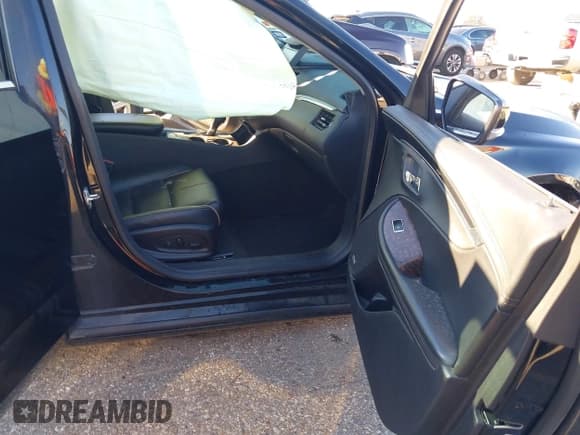 ✅ 2015 Chevrolet Impala LT • VIN: 1G1125S34FU126634 • Lot: 43589740. Listed on IAAI with 135,706 mi. Free auction sales archive from the USA and detailed vehicle history report at DreamBid. Image 5.