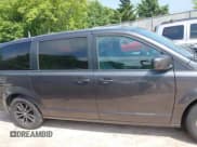 ✅ 2018 Dodge Grand Caravan GT • VIN: 2C4RDGEG6JR145920 • Lot: 42739004. Wystawiony na IAAI z przebiegiem 176 205 mil. Bezpłatny archiwum sprzedaży aukcyjnych z USA i szczegółowy raport historii pojazdu na DreamBid. Zdjęcie 13.