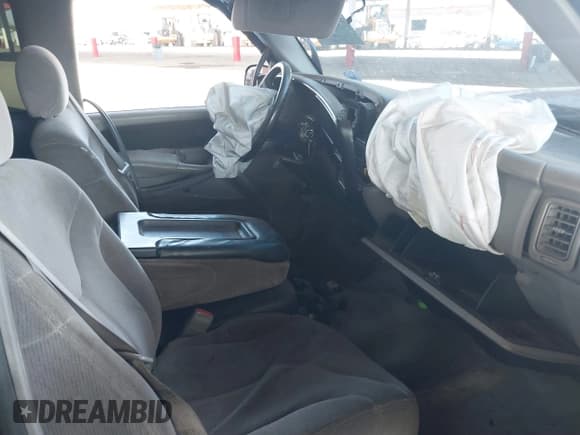 ✅ 1999 GMC Sierra 1500 SLE • VIN: 2GTEK19TXX1543423 • Лот: 39185968. Опубликован ранее на IAAI с пробегом 282 881 миль. Бесплатный доступ к архиву аукционных продаж из США и подробный отчёт об истории автомобиля на DreamBid. Изображение 5.