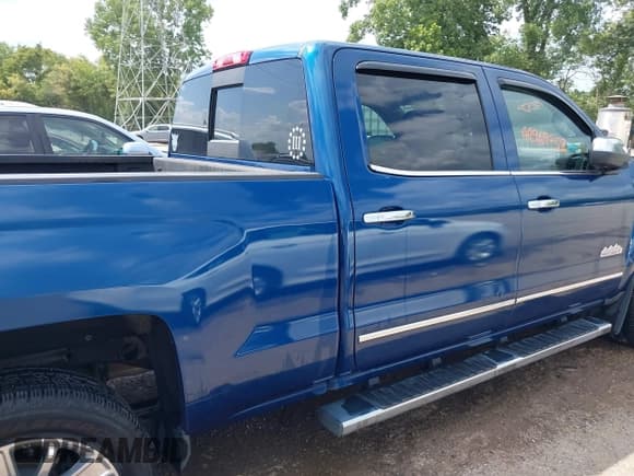 ✅ 2015 Chevrolet Silverado 1500 High Country • VIN: 3GCUKTEJ4FG309148 • Лот: 42969758. Опубликован ранее на IAAI с пробегом 124 225 миль. Бесплатный доступ к архиву аукционных продаж из США и подробный отчёт об истории автомобиля на DreamBid. Изображение 13.