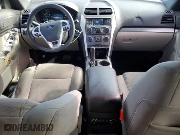 ✅ 2011 Ford Explorer • VIN: 1FMHK7B80BGA59239 • Lot: 92018715. Listed on Copart with 115,759 mi. Free auction sales archive from the USA and detailed vehicle history report at DreamBid. Image 8.