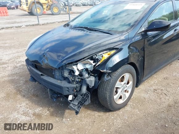 ✅ 2015 Hyundai Elantra SE • VIN: 5NPDH4AE7FH590849 • Lot: 43468535. Listed on IAAI with 145,066 mi. Free auction sales archive from the USA and detailed vehicle history report at DreamBid. Image 6.