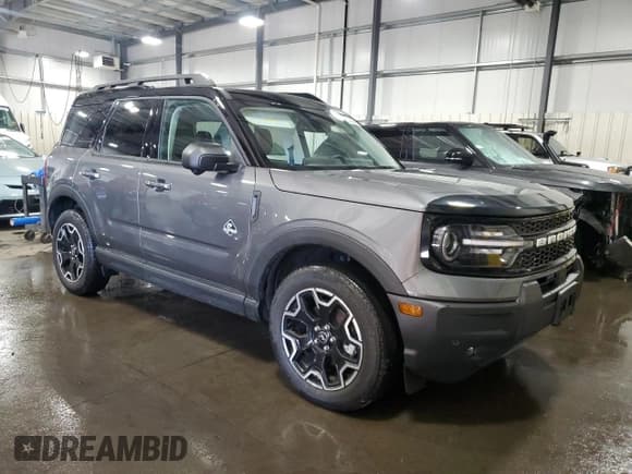 ✅ 2025 Ford Bronco Sport Outer Banks • VIN: 3FMCR9CN3SRE53753 • Lot: 82095865. Listed on Copart with 5,589 mi. Free auction sales archive from the USA and detailed vehicle history report at DreamBid. Image 4.