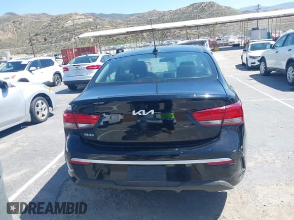 ✅ 2023 Kia Rio S • VIN: 3KPA24AD7PE615833 • Лот: 42312081. Опубликован ранее на IAAI с пробегом 29 354 миль. Бесплатный доступ к архиву аукционных продаж из США и подробный отчёт об истории автомобиля на DreamBid. Изображение 16.
