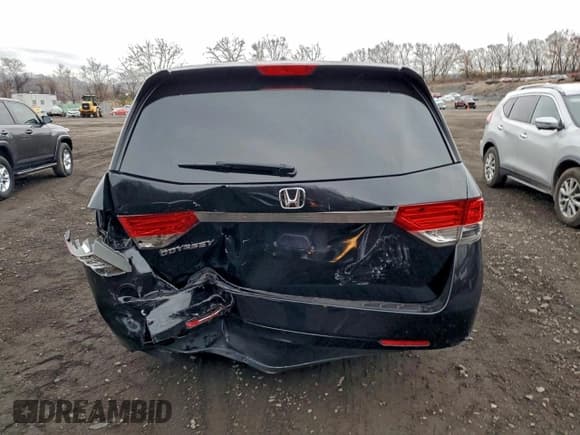 ✅ 2014 Honda Odyssey EX-L • VIN: 5FNRL5H61EB129538 • Lot: 94267145. Listed on Copart with 185,108 mi. Free auction sales archive from the USA and detailed vehicle history report at DreamBid. Image 6.