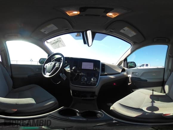 ✅ 2020 Toyota Sienna LE Auto Access Seat • VIN: 5TDKZ3DC5LS048258 • Лот: 42944042. Опубликован ранее на IAAI с пробегом 85 389 миль. Бесплатный доступ к архиву аукционных продаж из США и подробный отчёт об истории автомобиля на DreamBid. Изображение 18.