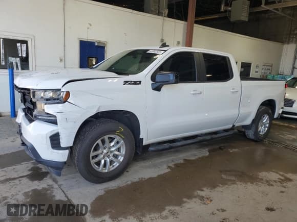 ✅ 2020 Chevrolet Silverado 1500 RST • VIN: 3GCUYEEL6LG421439 • Lot: 63865525. Wystawiony na Copart z przebiegiem 49 330 mil. Bezpłatny archiwum sprzedaży aukcyjnych z USA i szczegółowy raport historii pojazdu na DreamBid. Zdjęcie 1.