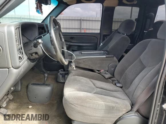 ✅ 2007 Chevrolet Silverado 1500 LS • VIN: 1GCEK19VX7E138470 • Lot: 74797024. Listed on Copart with 251,617 mi. Free auction sales archive from the USA and detailed vehicle history report at DreamBid. Image 7.