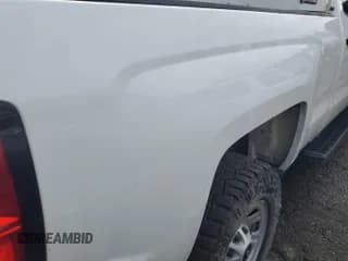 ✅ 2017 Chevrolet Silverado 2500HD Work Truck • VIN: 1GC2KUEG0HZ366273 • Lot: 42360498. Wystawiony na IAAI z przebiegiem 146 395 mil. Bezpłatny archiwum sprzedaży aukcyjnych z USA i szczegółowy raport historii pojazdu na DreamBid. Zdjęcie 1.