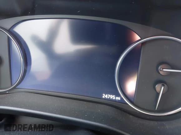 ✅ 2022 Buick Enclave Premium • VIN: 5GAERCKW7NJ170647 • Lot: 41443144. Listed on IAAI with 24,795 mi. Free auction sales archive from the USA and detailed vehicle history report at DreamBid. Image 7.