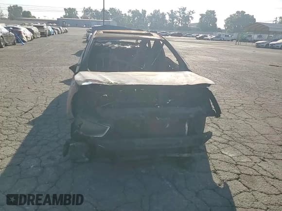 ✅ 2018 Hyundai Sonata Limited • VIN: 5NPE34AF5JH692848 • Лот: 69260025. Опубликован ранее на Copart с пробегом Не указан. Бесплатный доступ к архиву аукционных продаж из США и подробный отчёт об истории автомобиля на DreamBid. Изображение 12.