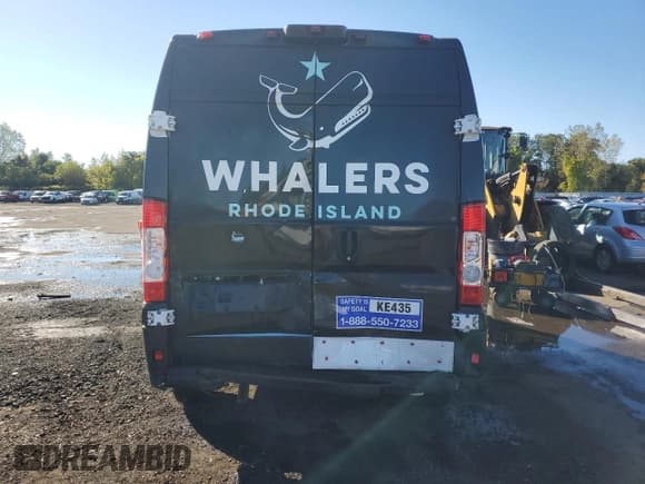 ✅ 2021 Ram ProMaster Cargo • VIN: 3C6LRVDG9ME585883 • Lot: 84910595. Listed on Copart with 108,310 mi. Free auction sales archive from the USA and detailed vehicle history report at DreamBid. Image 6.