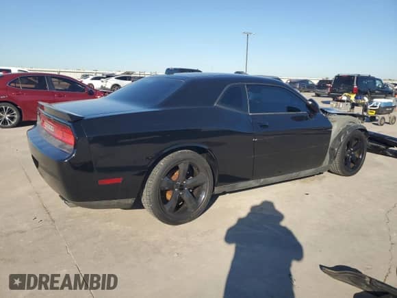 ✅ 2014 Dodge Challenger R/T 100th Anniversary Appearance • VIN: 2C3CDYBT4EH176600 • Lot: 73019654. Wystawiony na Copart z przebiegiem 85 114 mil. Bezpłatny archiwum sprzedaży aukcyjnych z USA i szczegółowy raport historii pojazdu na DreamBid. Zdjęcie 3.