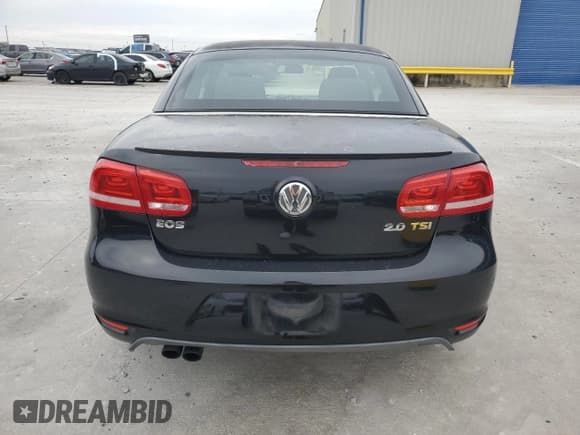 ✅ 2013 Volkswagen Eos Sport • VIN: WVWBW8AH9DV001070 • Lot: 82779295. Wystawiony na Copart z przebiegiem 85 229 mil. Bezpłatny archiwum sprzedaży aukcyjnych z USA i szczegółowy raport historii pojazdu na DreamBid. Zdjęcie 6.
