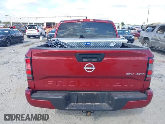 ✅ 2023 Nissan Frontier Pro-4X • VIN: 1N6ED1EK2PN652655 • Лот: 40752556. Опубликован ранее на IAAI с пробегом 10 890 миль. Бесплатный доступ к архиву аукционных продаж из США и подробный отчёт об истории автомобиля на DreamBid. Изображение 16.