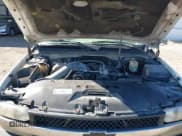 ✅ 2002 Chevrolet Silverado 2500HD LS • VIN: 1GCHK23162F190237 • Lot: 43517867. Listed on IAAI with 272,831 mi. Free auction sales archive from the USA and detailed vehicle history report at DreamBid. Image 10.