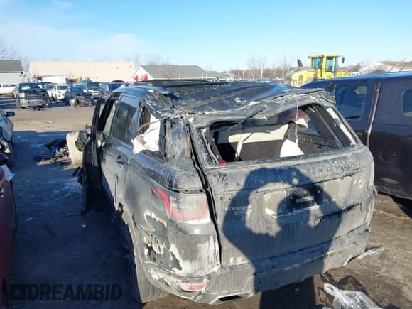 ✅ 2018 Land Rover Range Rover Sport • VIN: SALWR2RE2JA813743 • Lot: 41452592. Listed on IAAI with 103,272 mi. Free auction sales archive from the USA and detailed vehicle history report at DreamBid. Image 6.