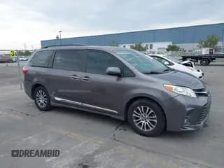 ✅ 2018 Toyota Sienna XLE • VIN: 5TDYZ3DC4JS901059 • Lot: 43252957. Listed on IAAI with 124,355 mi. Free auction sales archive from the USA and detailed vehicle history report at DreamBid. Image 1.