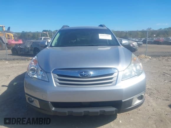✅ 2012 Subaru Outback Prem • VIN: 4S4BRBCC7C3249345 • Lot: 43413387. Listed on IAAI with 208,710 mi. Free auction sales archive from the USA and detailed vehicle history report at DreamBid. Image 13.