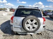 ✅ 2006 Toyota RAV4 Sport • VIN: JTMZD32V065008293 • Lot: 82583285. Wystawiony na Copart z przebiegiem 189 870 mil. Bezpłatny archiwum sprzedaży aukcyjnych z USA i szczegółowy raport historii pojazdu na DreamBid. Zdjęcie 6.