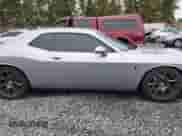 2016 Dodge Challenger R/T Scat Pack z VIN 2C3CDZFJ6GH192444, wystawiony jako IAAI lot #43547691 z przebiegiem 113 524 mil mil oraz . Historia ofert i sprzedaży dostępna na DreamBid. Obrazek 13.