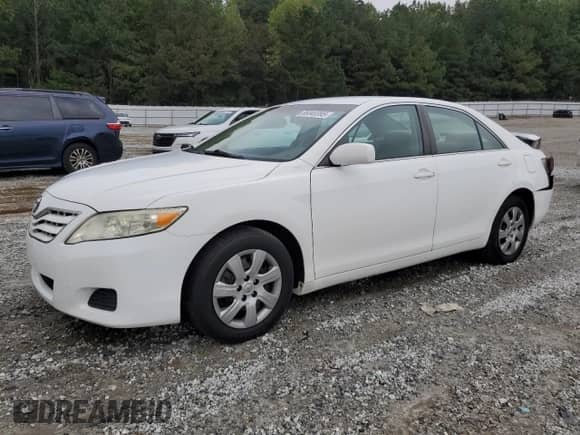 2011 Toyota Camry LE с VIN 4T1BF3EK5BU584051, выставлен на аукционе Copart как лот 85340395 с пробегом 111 598 миль миль и Списание • Salvage title. История ставок и продаж доступна на DreamBid. Изображение 1.