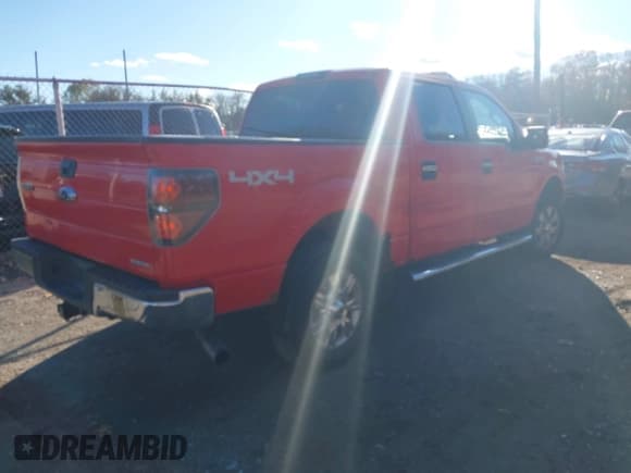 ✅ 2011 Ford F-150 XLT • VIN: 1FTFW1EF3BFC37061 • Лот: 43757225. Опубликован ранее на IAAI с пробегом 197 700 миль. Бесплатный доступ к архиву аукционных продаж из США и подробный отчёт об истории автомобиля на DreamBid. Изображение 4.