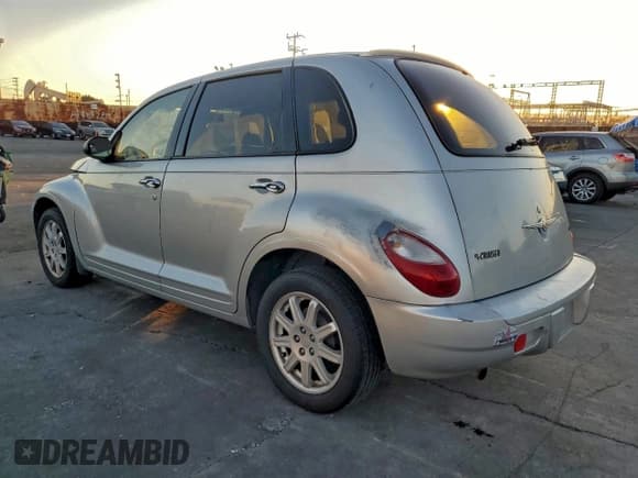 ✅ 2008 Chrysler PT Cruiser Touring • VIN: 3A8FY58B88T100862 • Лот: 95930155. Опубликован ранее на Copart с пробегом 143 899 миль. Бесплатный доступ к архиву аукционных продаж из США и подробный отчёт об истории автомобиля на DreamBid. Изображение 2.